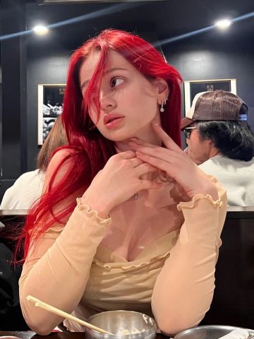 Лаура Пластичная